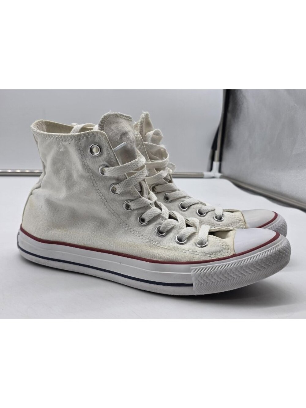 Converse Chuck Taylor All Star Shoes Men 7 White Stained High Top Sneakers M7650
